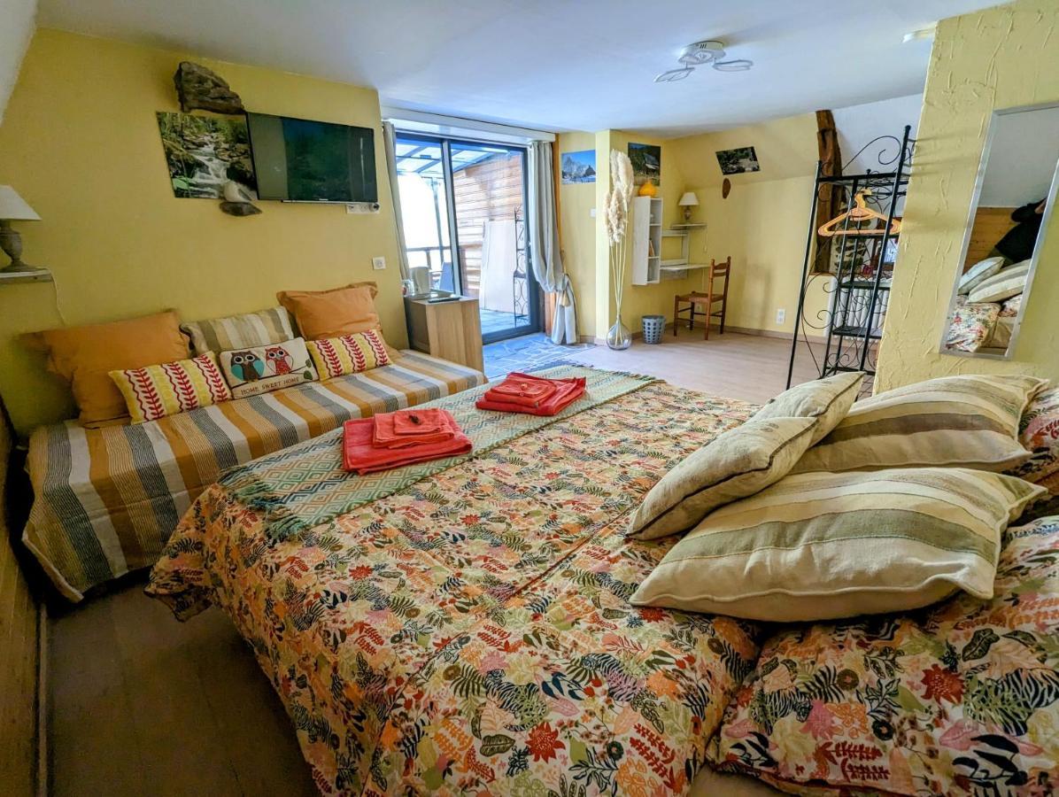 Chambres D'Hotes Le Lepadou-Bas Saint-Chély-dʼAubrac Eksteriør billede