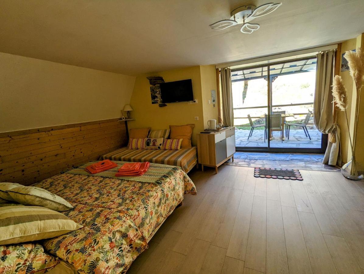 Chambres D'Hotes Le Lepadou-Bas Saint-Chély-dʼAubrac Eksteriør billede