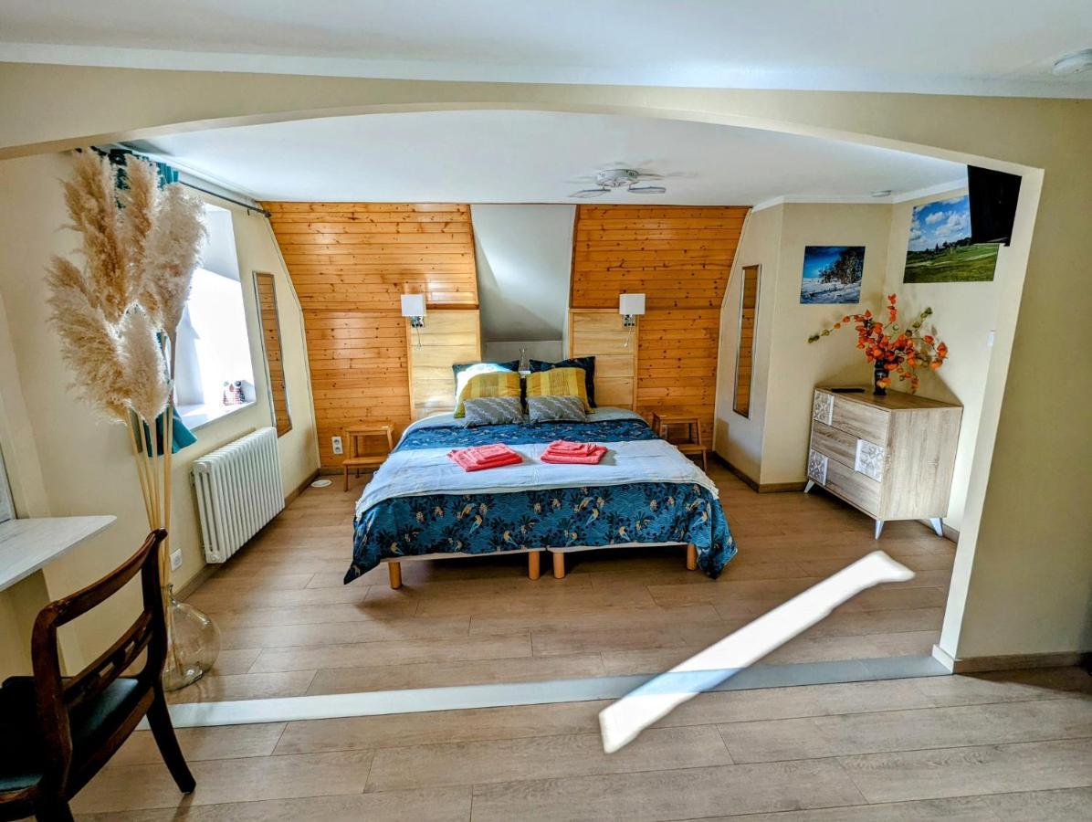 Chambres D'Hotes Le Lepadou-Bas Saint-Chély-dʼAubrac Eksteriør billede