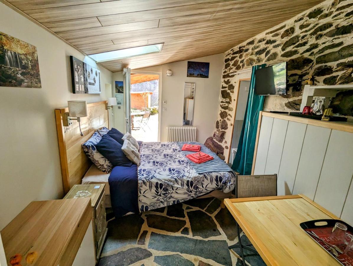Chambres D'Hotes Le Lepadou-Bas Saint-Chély-dʼAubrac Eksteriør billede